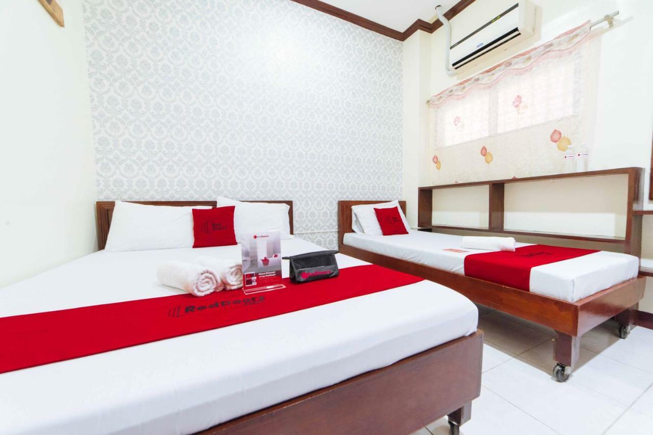 Reddoorz @ Davao Hub General Luna Exterior foto